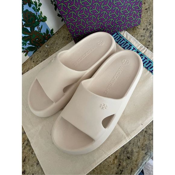 Tory Burch Shoes - New Tory Burch shower slides